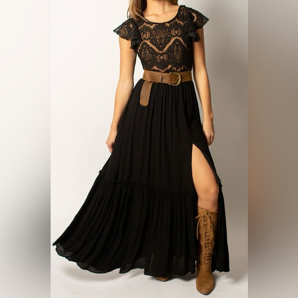 Joyfolie Black Petticoat Lace High Low Dress Elegant Lace sleeve Size 14 NEW Casual